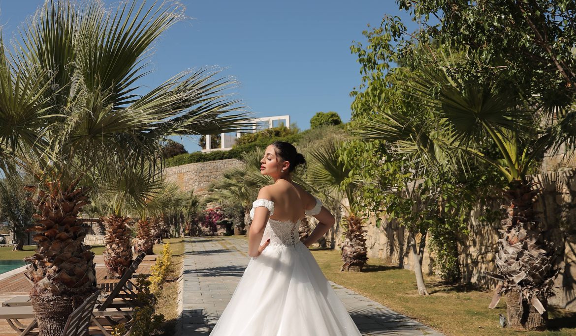 izmir 2026 gelinlik modelleri